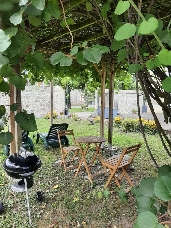 Bel Appartement Renove Dans Maison Bigourdane Pouzac 외부 사진